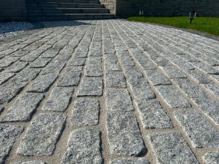 200x100mm Granite Cobble Setts 8m2 - PALLET