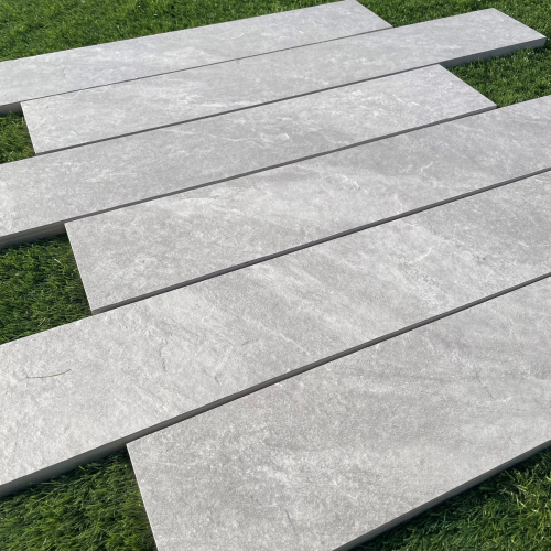 Light grey 900x200mm edging planks front view - Preview