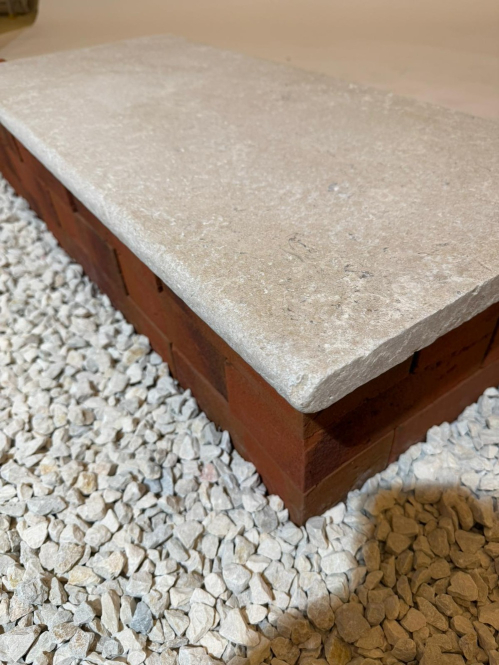 Sinai Pearl - Luxury Tumbled Limestone Bull Nose Wall Coping - 900 x 400 x 30mm  - Preview