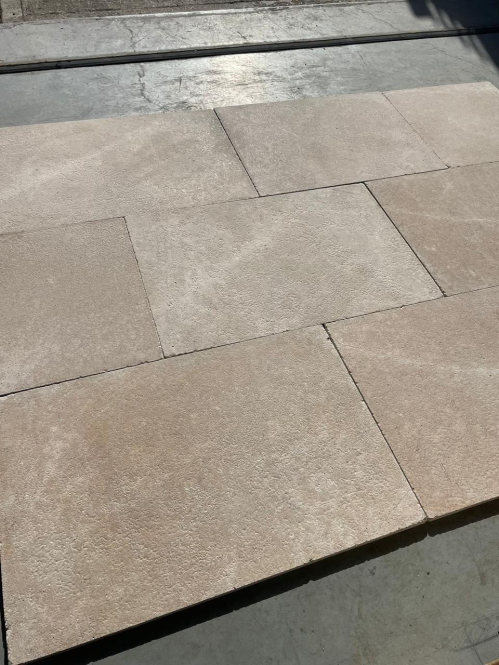 Sinai Pearl - Luxury Tumbled Limestone Paving - 600x900x20mm - PALLET - Preview
